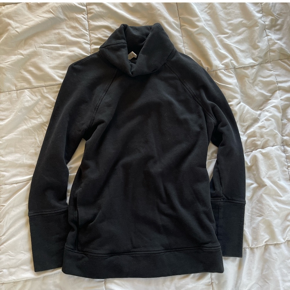 Lululemon Black Turtleneck